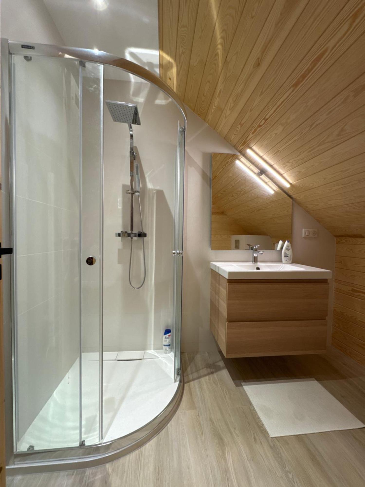 Dolina Sanu Hotel Krzeszow  ภายนอก รูปภาพ
